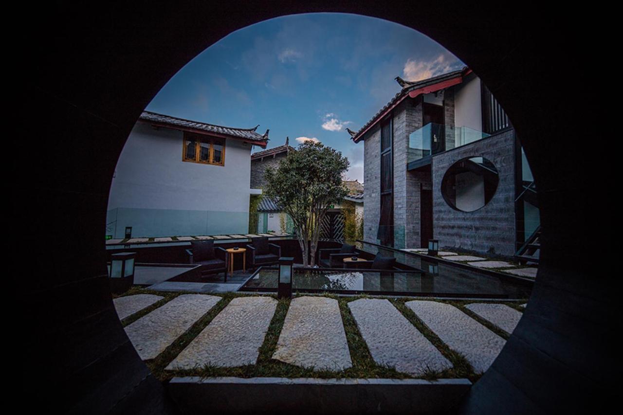Lijiangl Hotel Liman Shenmiji Inn ลี่เจียง ภายนอก รูปภาพ